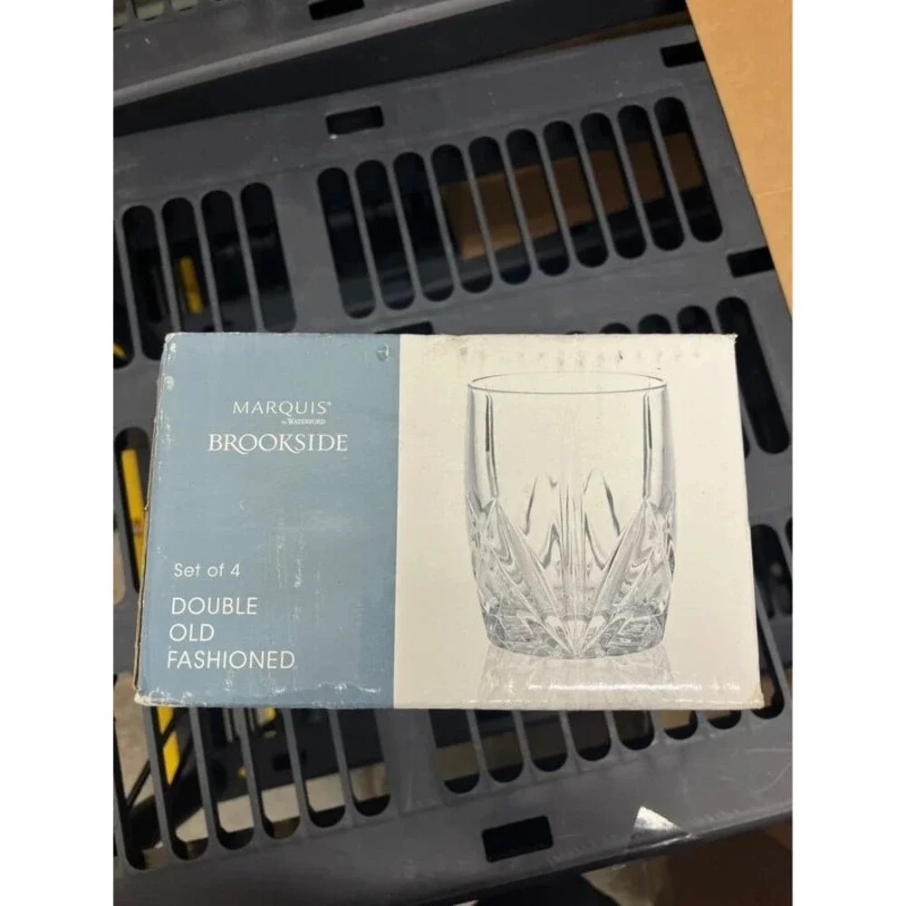 NEW Glass cups 4 pack